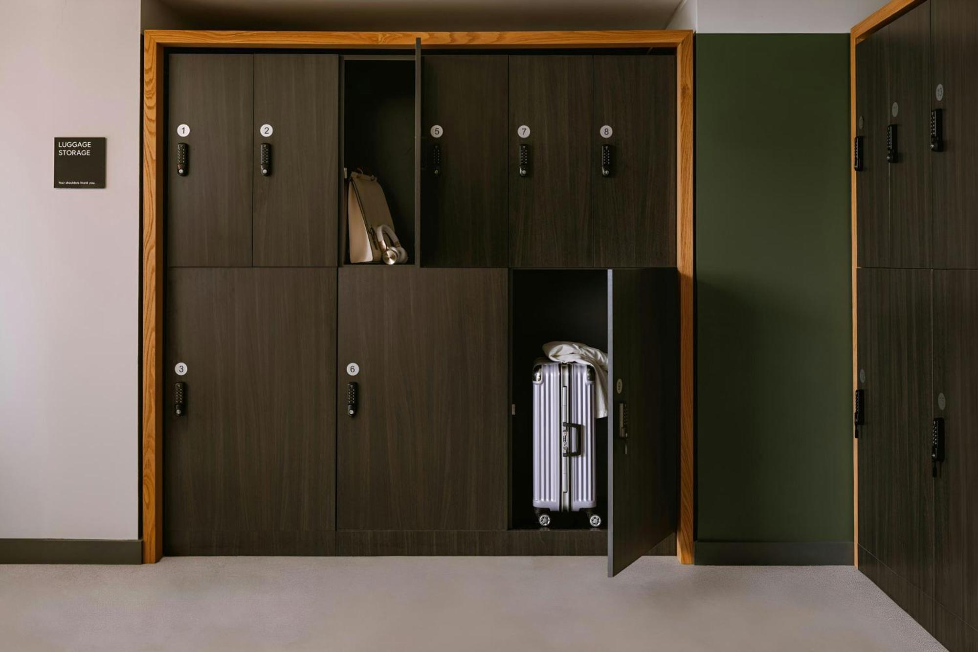 ואנב Yvette Hotel Porte De Versailles, Sonder By Marriott Bonvoy מראה חיצוני תמונה