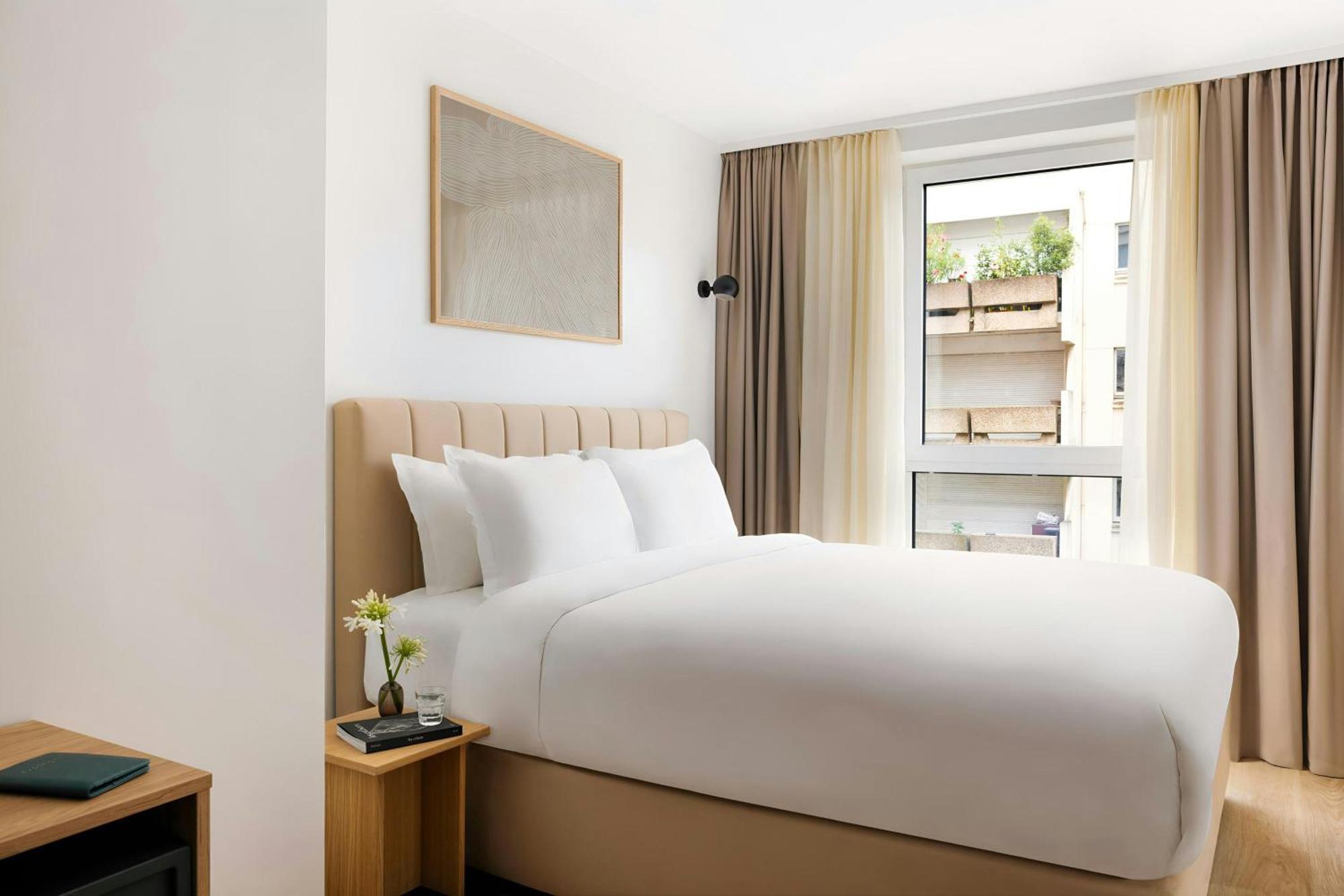 ואנב Yvette Hotel Porte De Versailles, Sonder By Marriott Bonvoy מראה חיצוני תמונה